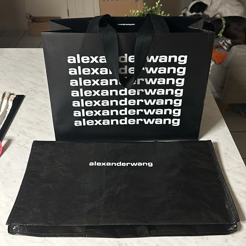 ALEXANDERWANG !!!! Shopping bag + bag for SALE !!!!🖤⚪️